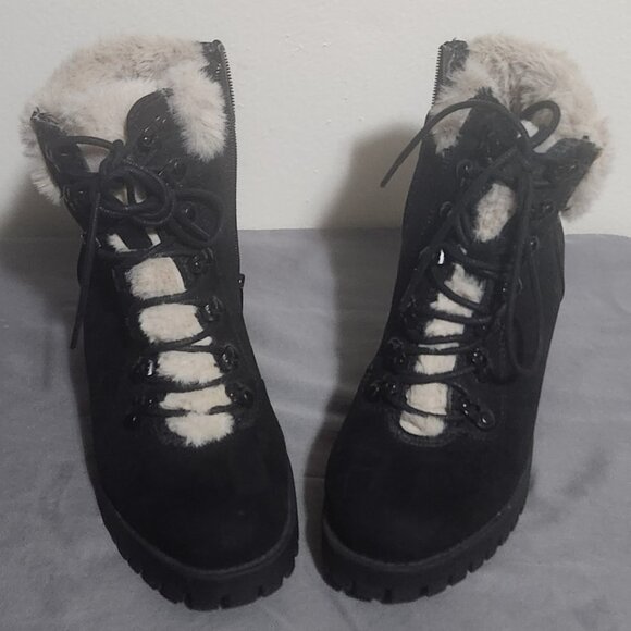 Madden Girl Hidde Hiker Boots Black/Faux Fur - Picture 1 of 10
